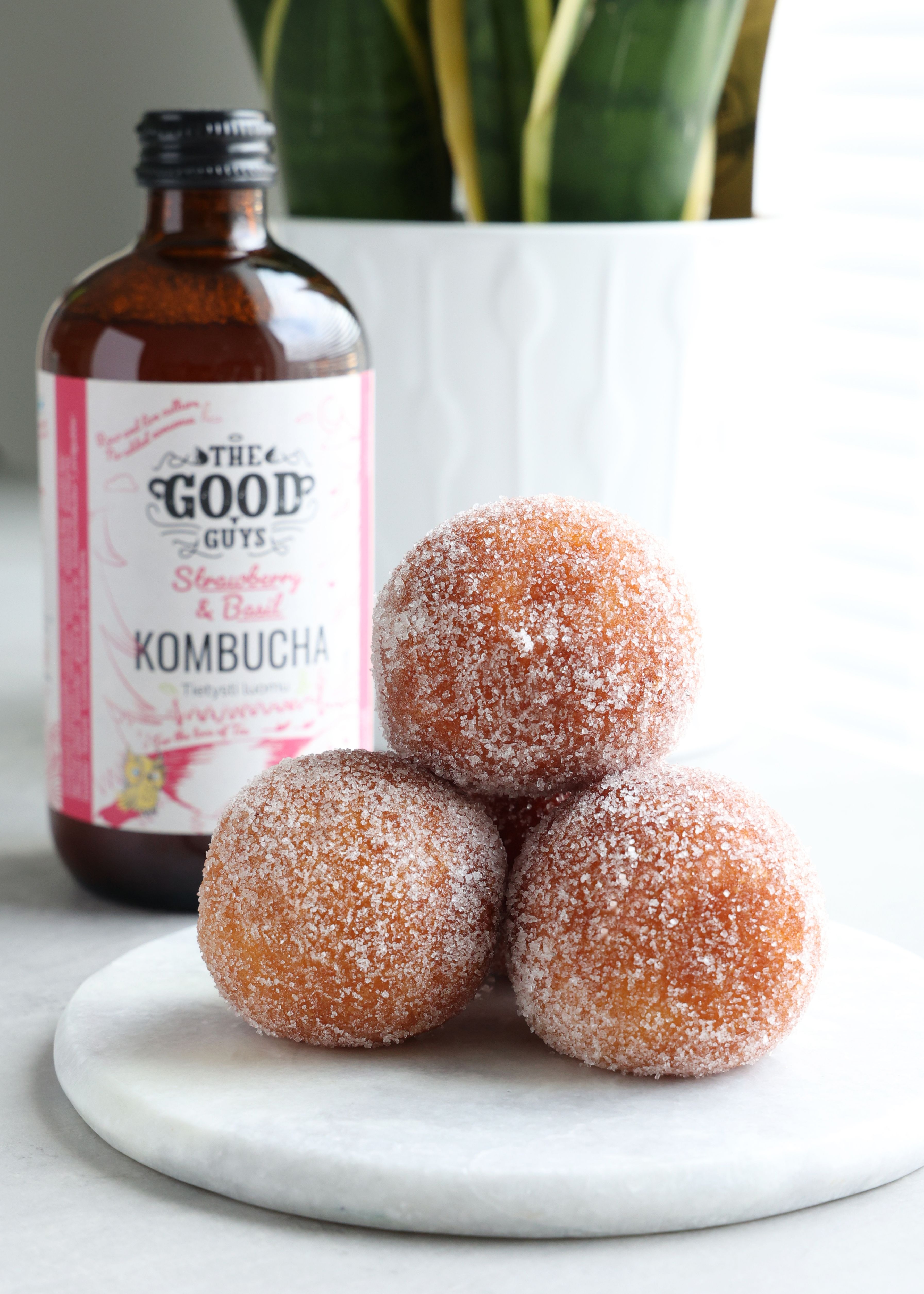 The Ultimate Guide to Kombucha: Benefits, Brewing, and Beyond