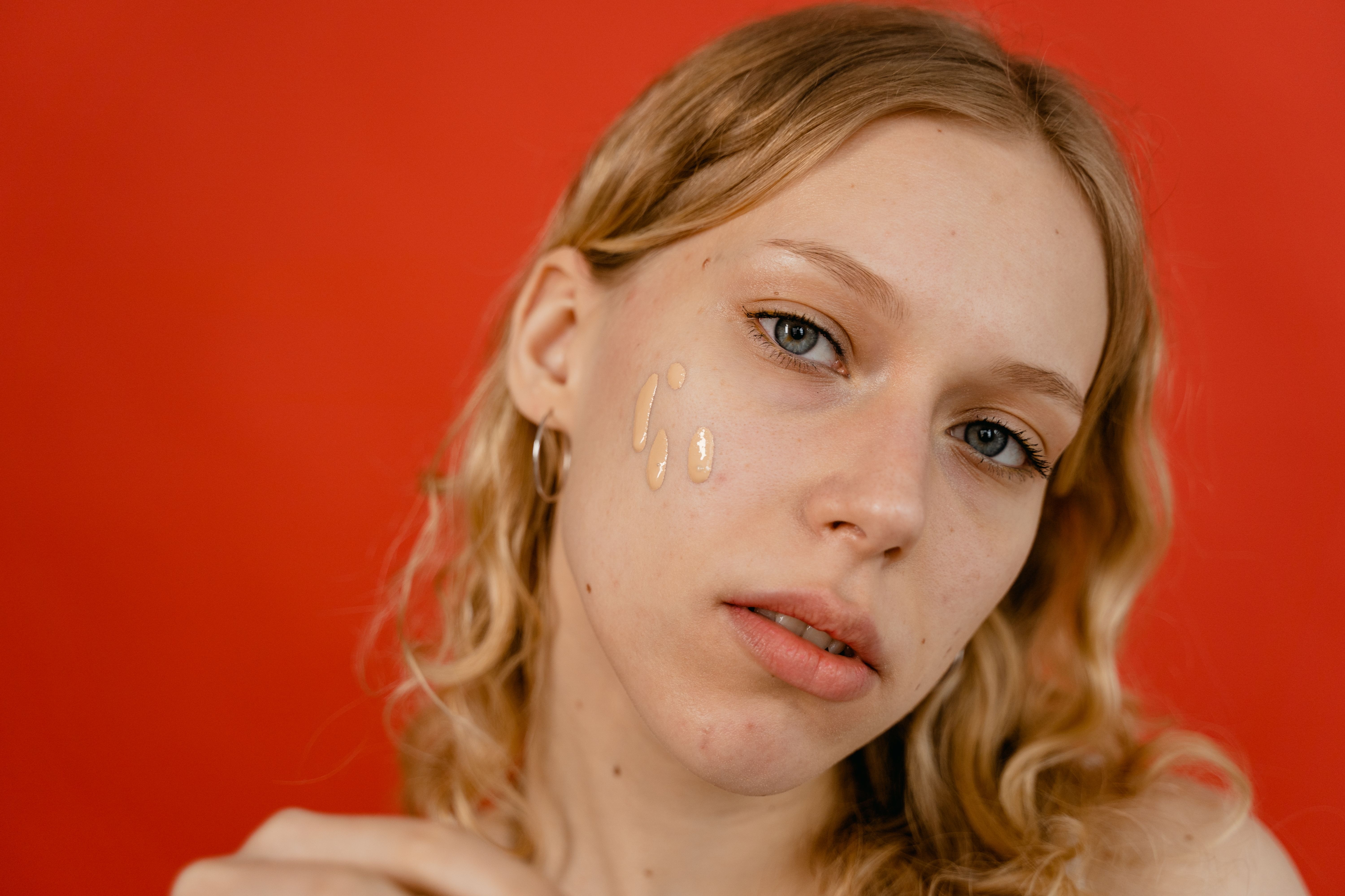 How to Choose the Right Foundation for Your Skin Type
