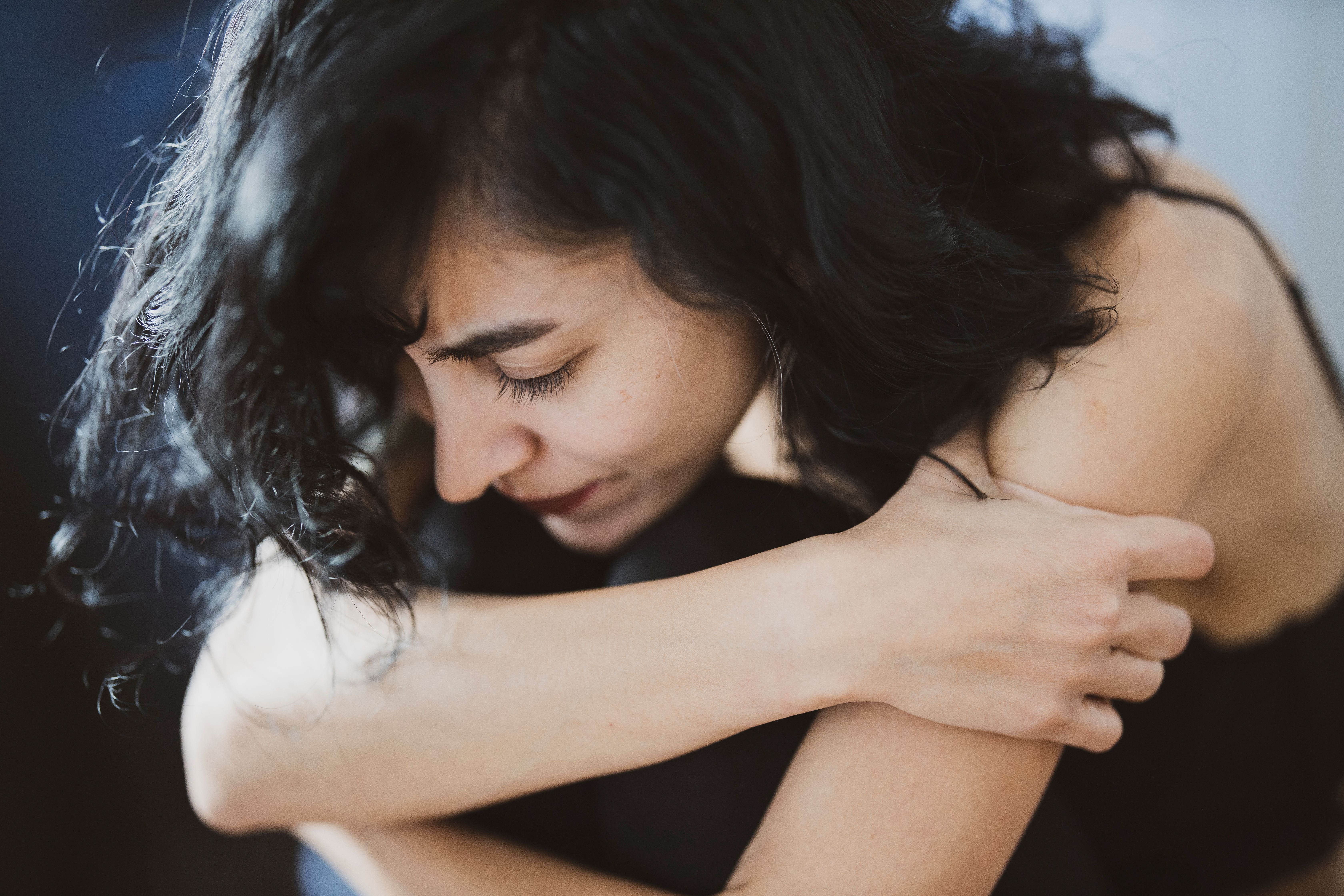 Natural Ways to Reverse Premature Graying: Tips for Restoring Your Hair’s Natural Color