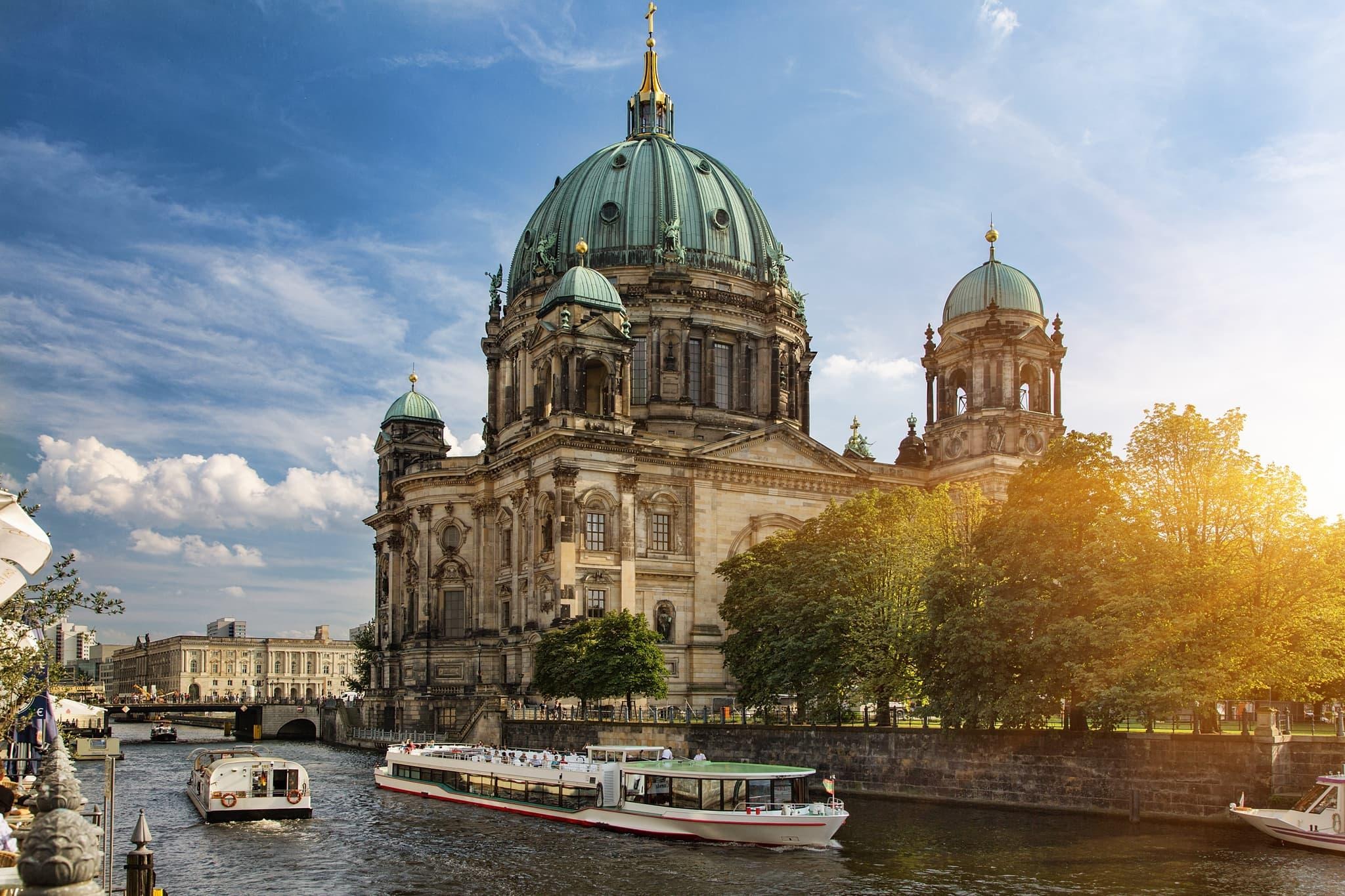 WHAT IS GERMANY KNOWN AND FAMOUS FOR? 70 TYPICAL GERMAN THINGS TO KNOW