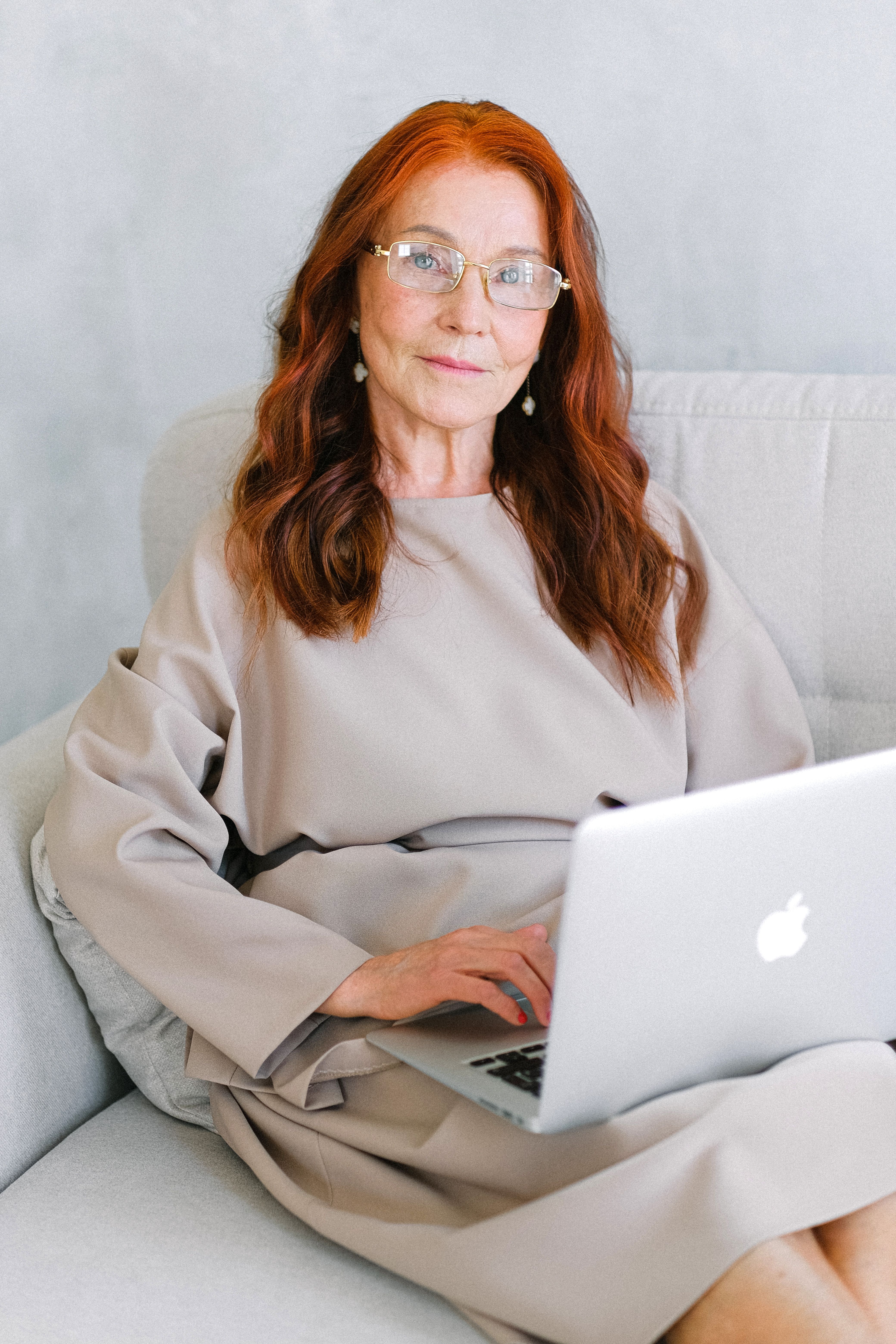 Hair Care Tips for Menopausal Women: Maintain Healthy and Beautiful Hair During Menopause