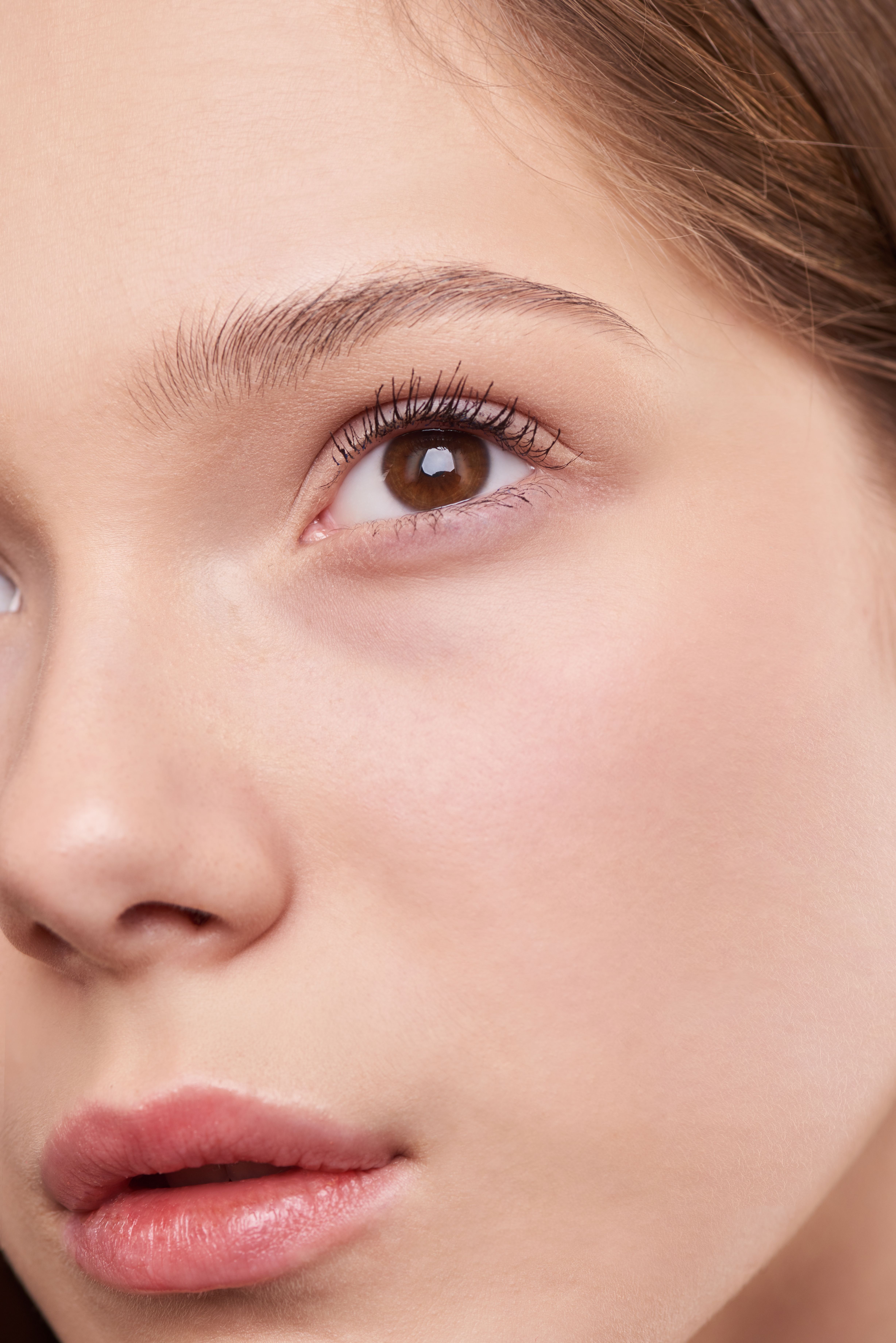 Makeup Magic: Essential Tips and Tricks for Beginners