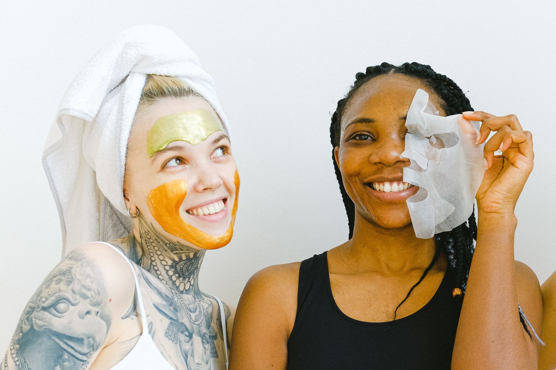 The Ultimate Guide to Flawless Skin: How Skincare Enhances Makeup Application