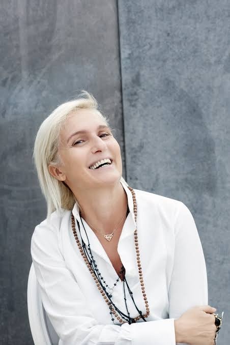 Top Fashion Designers to Know in 2024: Influential Names in Fashion