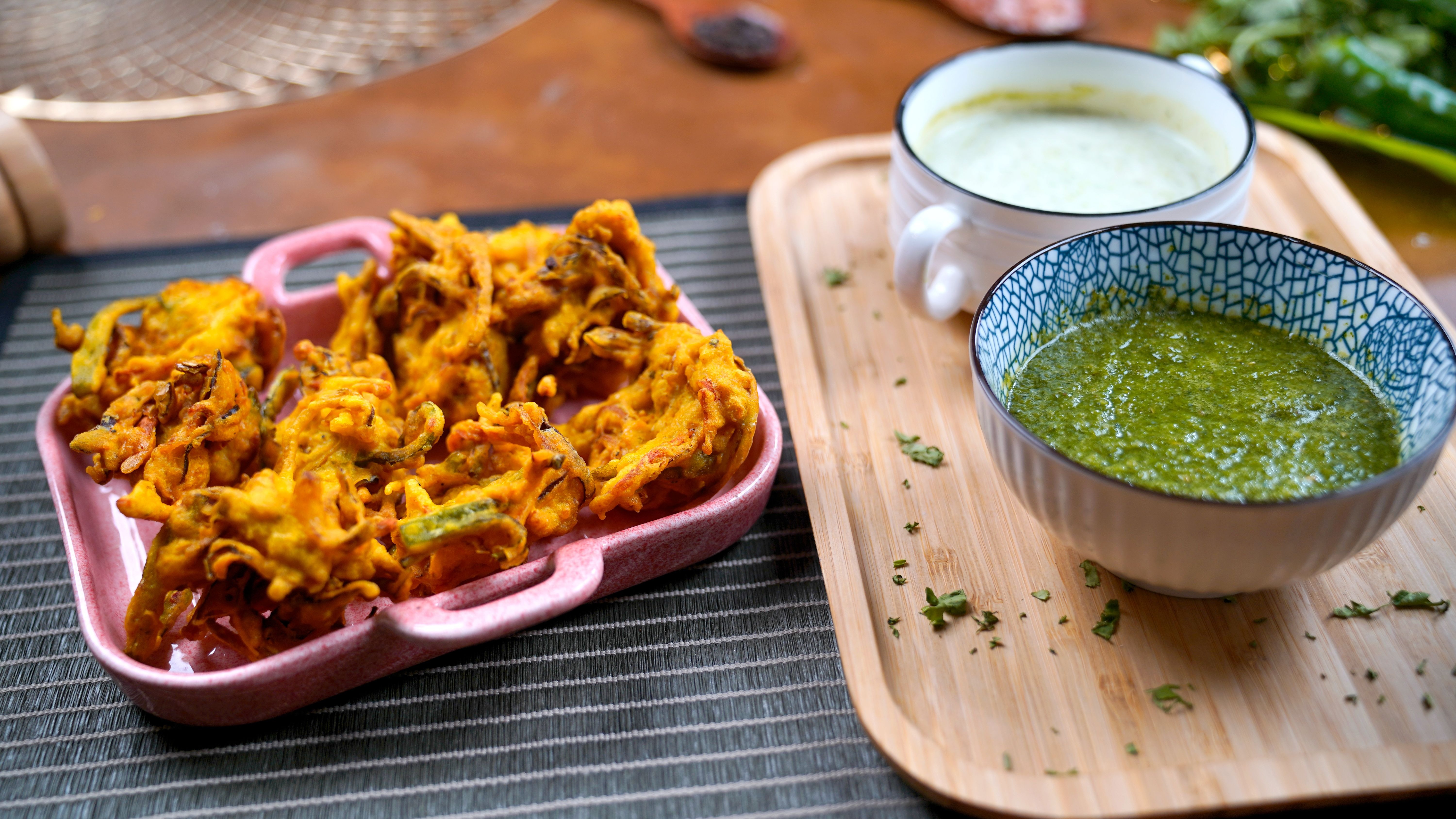 Delicious Monsoon Snacks in India: Perfect Treats for Rainy Days