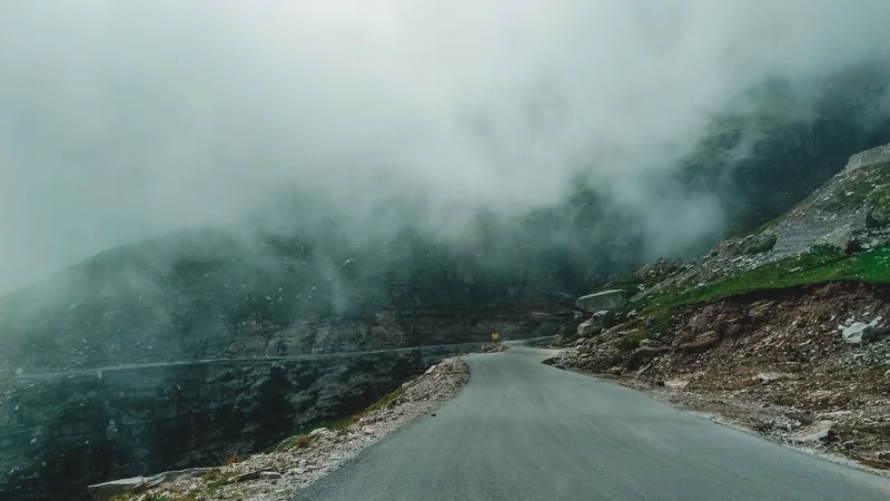 Unforgettable Road Trips: Must-Visit Destinations and Scenic Routes in India