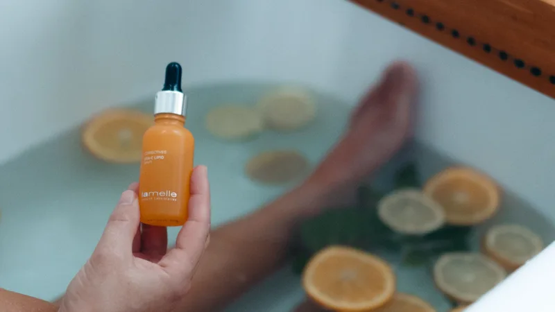 The Benefits of Vitamin C in Skincare and How to Use It