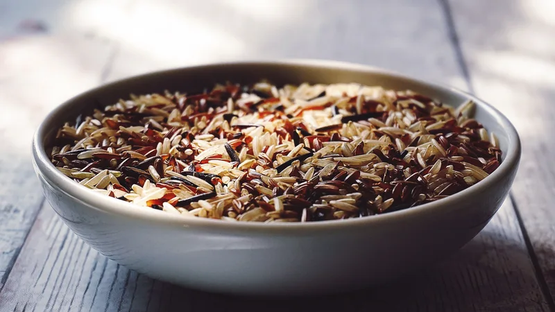 The Ultimate Guide to Balanced Eating: Tips for Every Meal