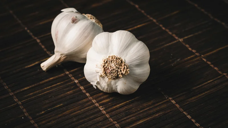 Unveiling the Remarkable Health Benefits of Garlic: A Natural Powerhouse